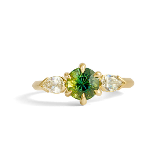 Bosc Ring / Green Yellow Round Sapphire + Pear Diamonds