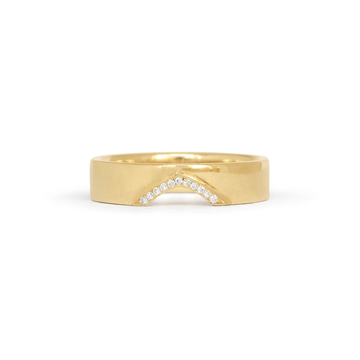 Horizon Cutout Band / Soft Triangle + Natural Diamonds by Goldpoint