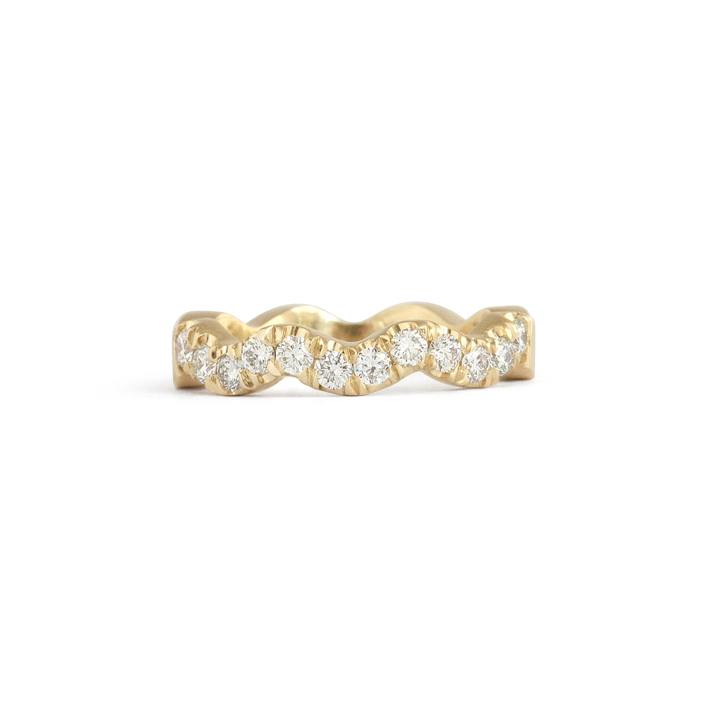 Waves Band / Medium + Diamonds by Goldpoint